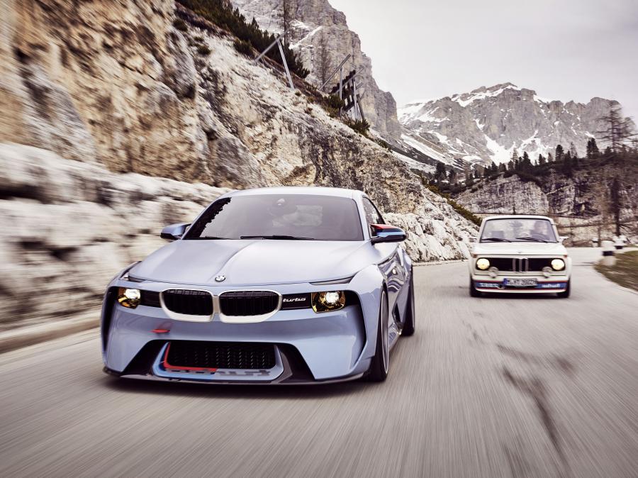  BMW 2002 Hommage Concept 2016 года  (фото 15 из 18)